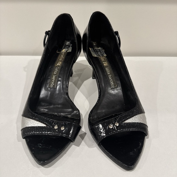 Luiza Barcelos Black Patent Kitten Heels w/ Charms Size 6.5 - Picture 2 of 8